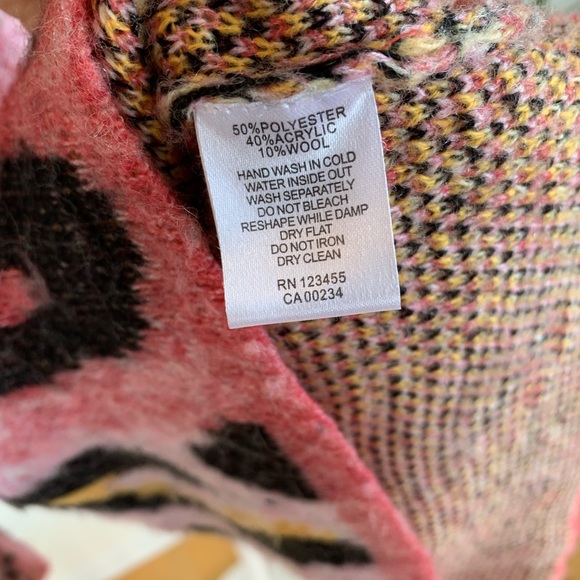 Animal Print Mockneck Sweater - Picture 5 of 9